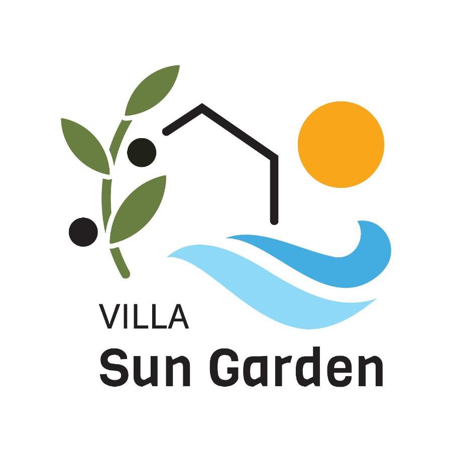 Villa Sun Garden - 4 Star Villa With Heated Swimming Pool, Quiet Bay, Bbq, 50M From The Sea 米欧纳 外观 照片